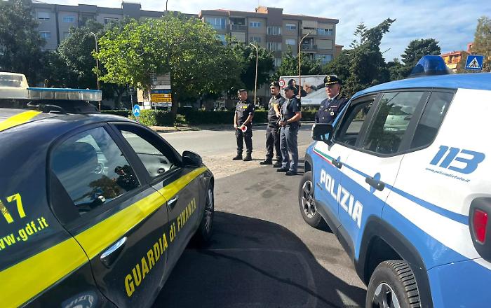 Gela, maxi operazione interforze ad “Alto Impatto”: denunce e sequestri nel centro storico
