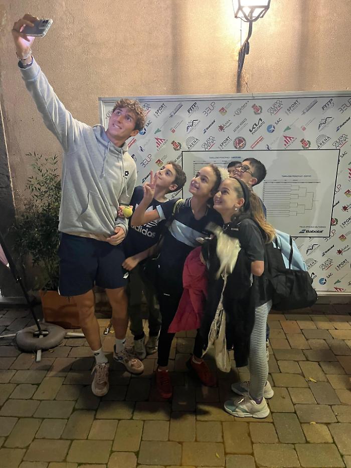 Tennis: l'azzurro Federico Bondioli batte il catanese Pietro Marino e approda ai quarti del Torneo internazionale "Città di San Gregorio"