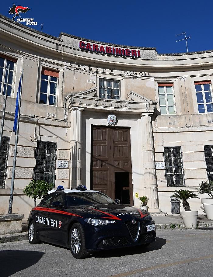 Ragusa, è accusato di avere sequestrato tenendola in casa una connazionale: arrestato un tunisino 29enne