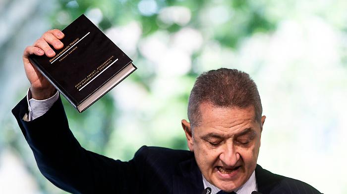 «L'economia sommersa vale il 10% del Pil», la stima di Bankitalia sull'andamento dell'economia (ma la percentuale sta calando)