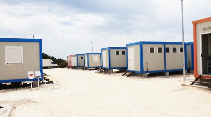 Ostello &ldquo;abusivo&rdquo; e fondi il caso infiamma il Consiglio