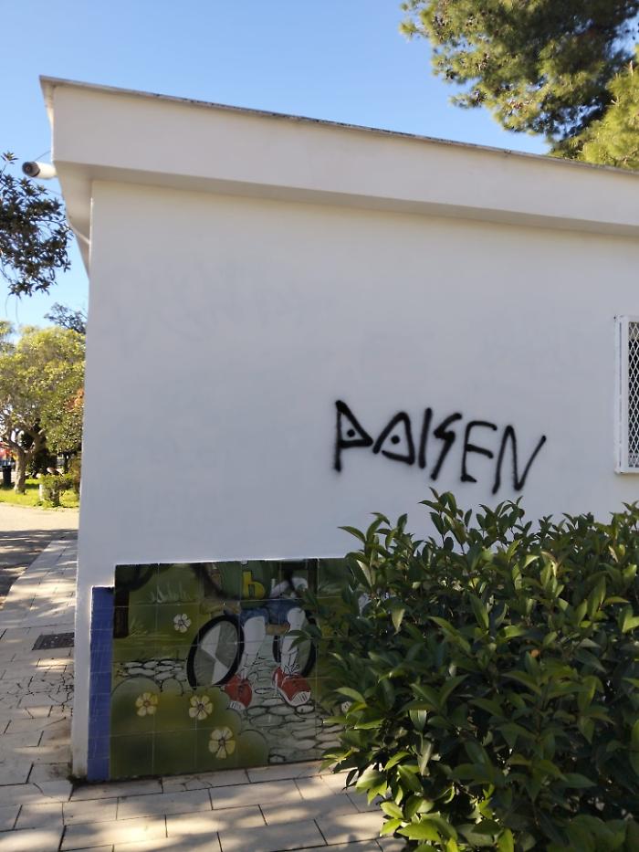 Vandalizzati i bagni pubblici all&rsquo;interno di Villa Bonfiglio