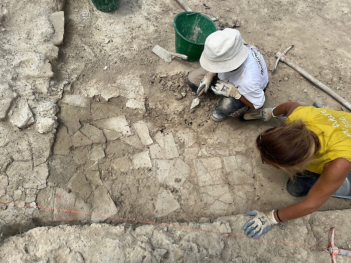  Scavi a Villa Romana, emersa una struttura termale