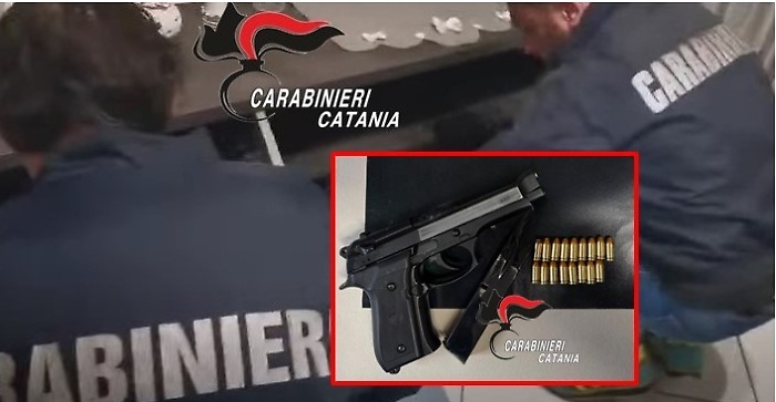 Pistola a salve modificata e munizioni sequestrate ad un minorenne: scatta l'arresto