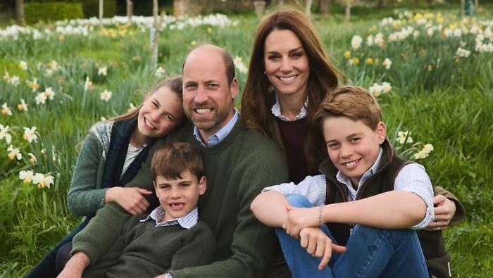 William e Kate, foto di famiglia per gli auguri di Natale