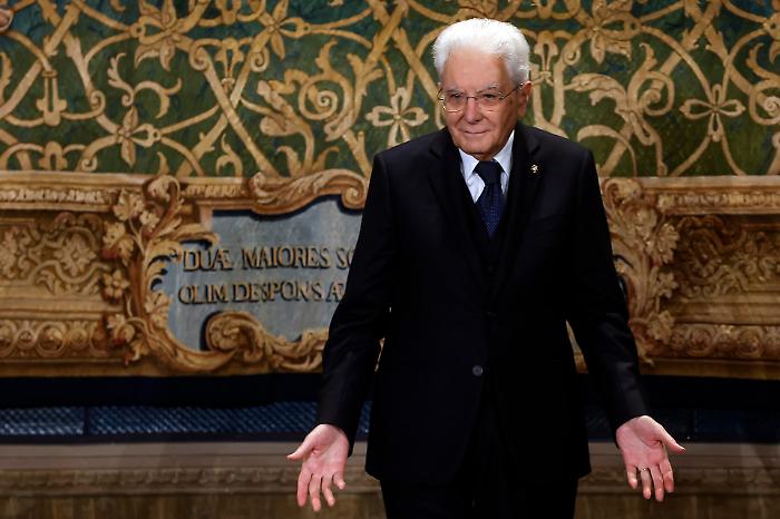 Mattarella: giovani costruiscano il futuro della Repubblica