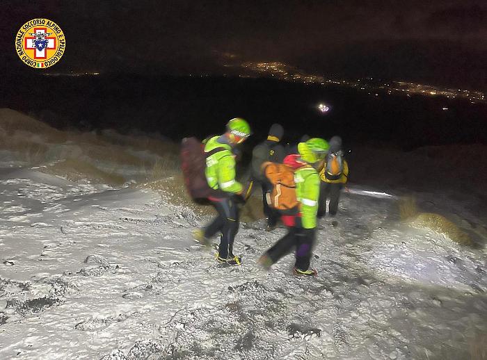 Ritrovato sull'Etna il turista disperso: recuperato dal soccorso alpino di Nicolosi, Vigili del Fuoco e Guardia di Finanza