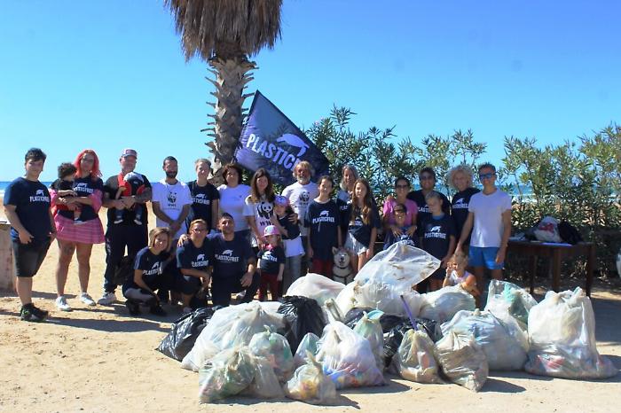 Licata fa scuola di ecologia: il 'Marconi' &egrave; il primo istituto Plastic Free della provincia