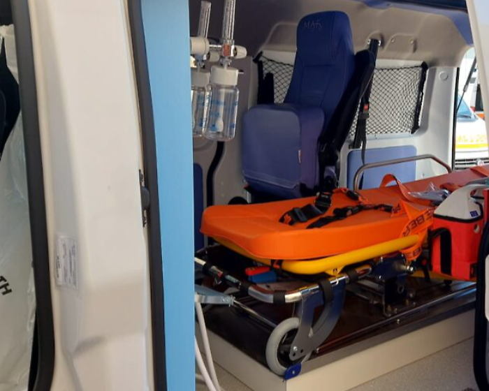 Panarea senza soccorso: l'ambulanza elettrica &egrave; ancora guasta