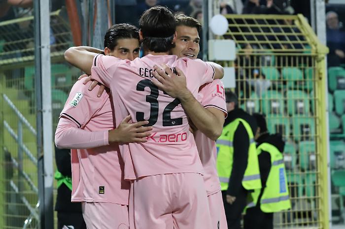 Pohjanpalo &egrave; una sentenza, Ranocchia un trascinatore: il Palermo riparte, il Mantova si sveglia tardi