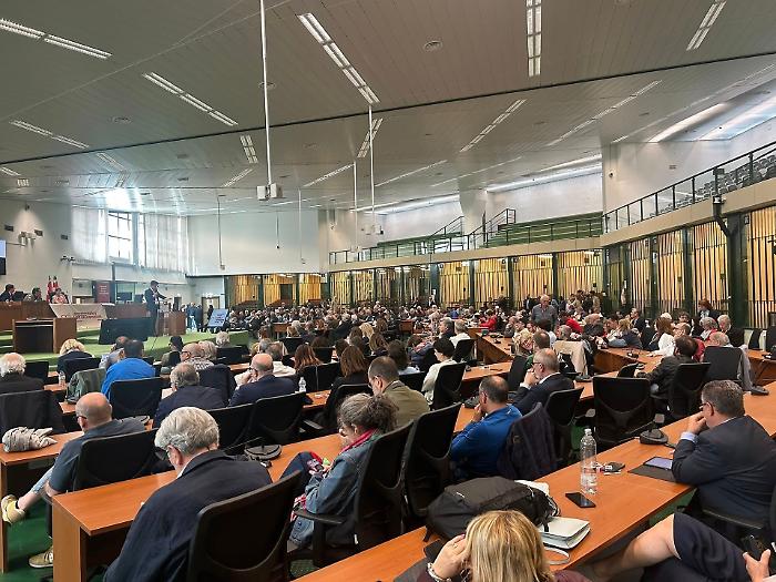 Cgil, a Palermo l'assemblea contro le mafie  nell'aula bunker. Landini: &laquo;Dal Governo scelte sbagliate&raquo;