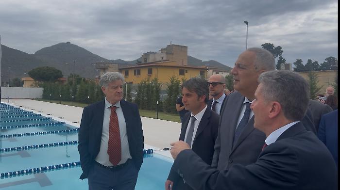 Conca d'Oro, taglio del nastro per la piscina