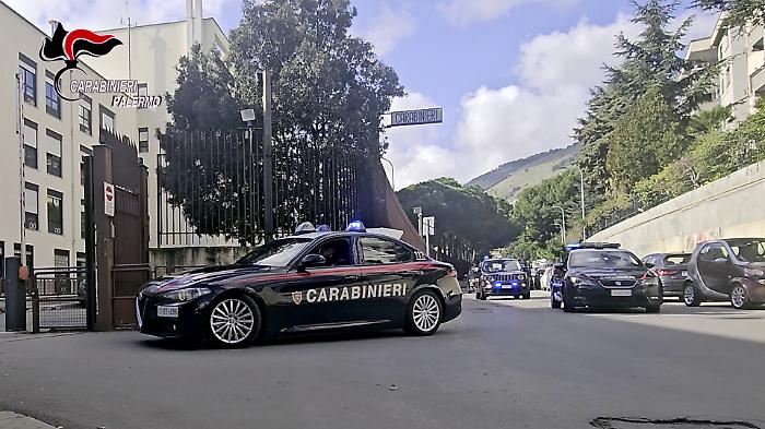 Monreale, un debito di droga non saldato e l'estorsione per ottenere il denaro