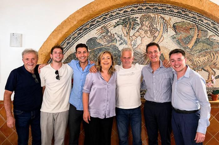 Visita di Minardo scatena crisi in Forza Italia ad Enna: due esclusi eccellenti all'incontro