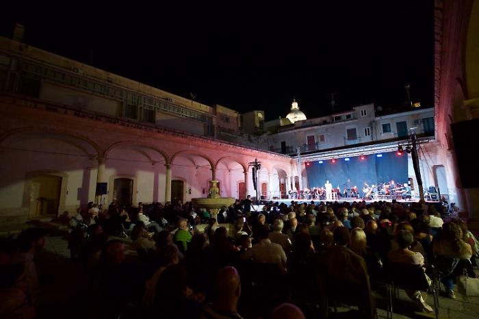 &ldquo;L&rsquo;ingegnere di Babele&rdquo;: oltre il ricordo di Gesualdo Bufalino, tra musica, teatro e cinema