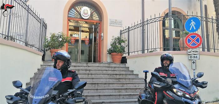 Blitz dei carabinieri a Palermo: inseguimenti e perquisizioni, due arresti e sei denunce