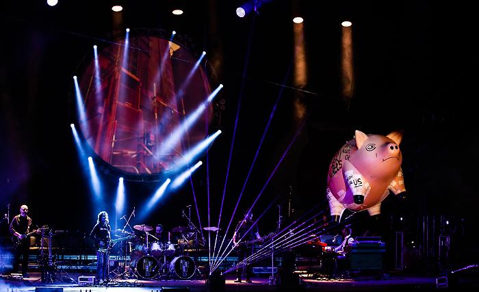 Fondazione Taormina Arte Sicilia, il 5 agosto alle ore 21.00 al Teatro Antico arrivano i Pink Floyd Legend con "The Dark Side of the Moon"