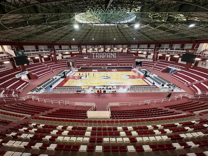 Trapani: progetto per l'efficientamento energetico del Pala Daidone, oggetto del contendere tra Antonini e la Giunta