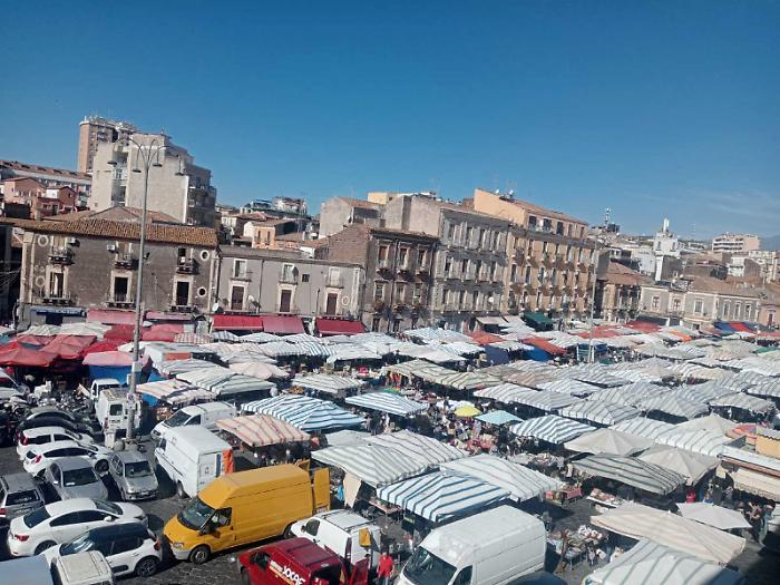 Alla Fiera non c’è spazio per tutti: «Ma non fate morire il mercato»