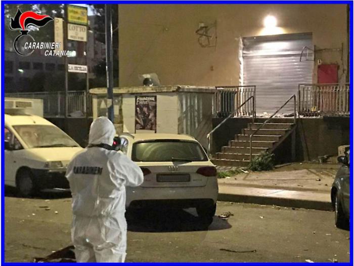 Bomba carta al tabacchi col morto: arrivano una condanna e un&rsquo;assoluzione