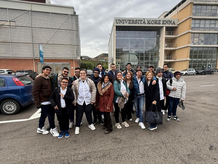 L'Asp di Caltanissetta non ha pubblicato il bando per gli autistici adulti, genitori sul piede di guerra