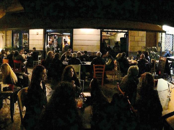 Addio ai Chiavettieri, dopo 22 anni chiude lo storico locale nel centro di Palermo: &laquo;Spaccio e criminalit&agrave;, la zona &egrave; invivibile&raquo;