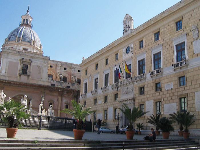 L&rsquo;Imu fa boom a Palermo, 13 milioni pi&ugrave; del previsto