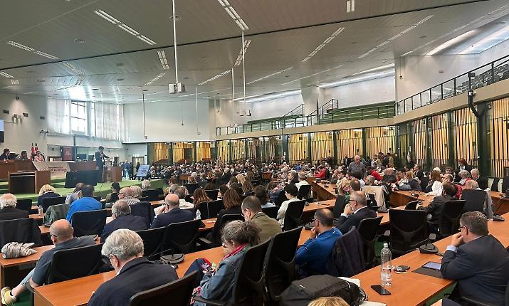 Cgil, a Palermo l'assemblea contro le mafie nell'aula bunker. Landini: &laquo;Dal Governo scelte sbagliate&raquo;